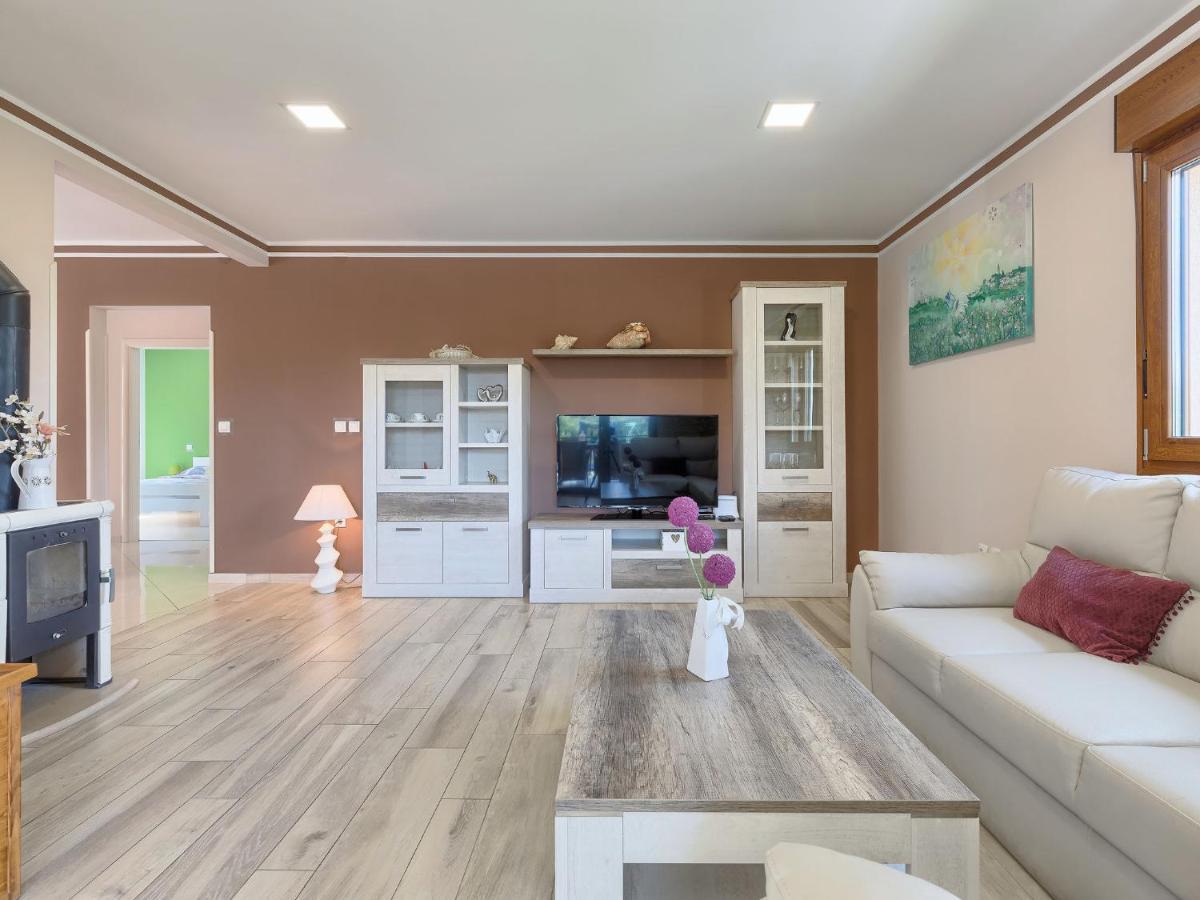 Holiday Home Villa Aniva By Interhome Žminj المظهر الخارجي الصورة